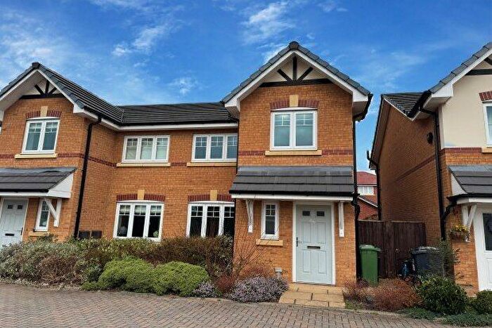3 Bedroom Semi-Detached House To Rent In Dexter Place, Macclesfield, SK11