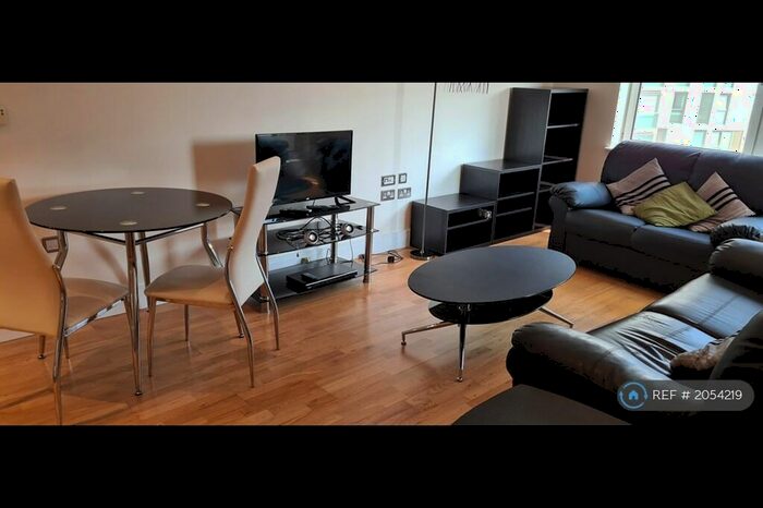 1 Bedroom Flat To Rent In Indescon Square, London, E14
