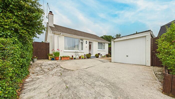 2 Bedroom Bungalow For Sale In Pengersick Lane, Praa Sands, TR20