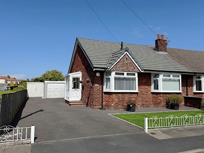 2 Bedroom Semi-detached Bungalow For Sale In Valeway Avenue, Thornton-Cleveleys, FY5