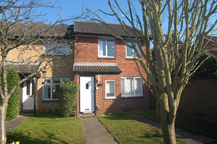 1 Bedroom Maisonette To Rent In Juniper Way, Harold Wood, Essex, RM3
