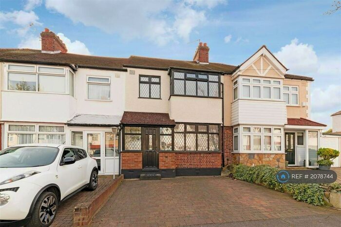 3 Bedroom Terraced House To Rent In Matlock Crescent, Sutton, SM3