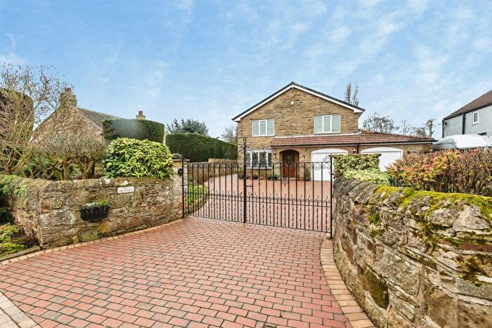 4 Bedroom Detached House For Sale In Causeway Garth Lane, Thorpe Audlin, Pontefract, WF8