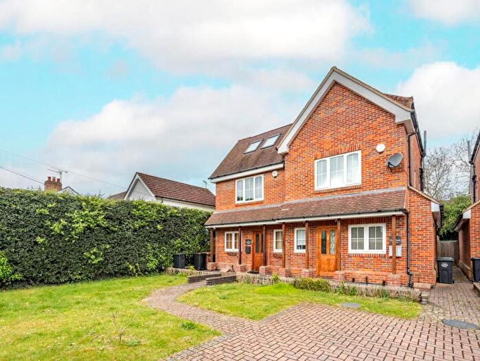 3 Bedroom Semi Detached House For Sale In Thorndown Lane, Windlesham, GU20