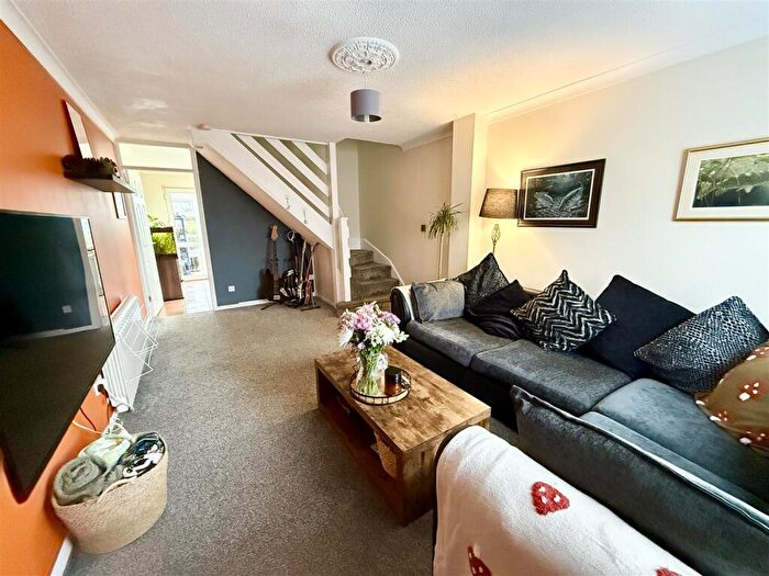 2 Bedroom Terraced House For Sale In Lyndford Road, Stalham, NR12