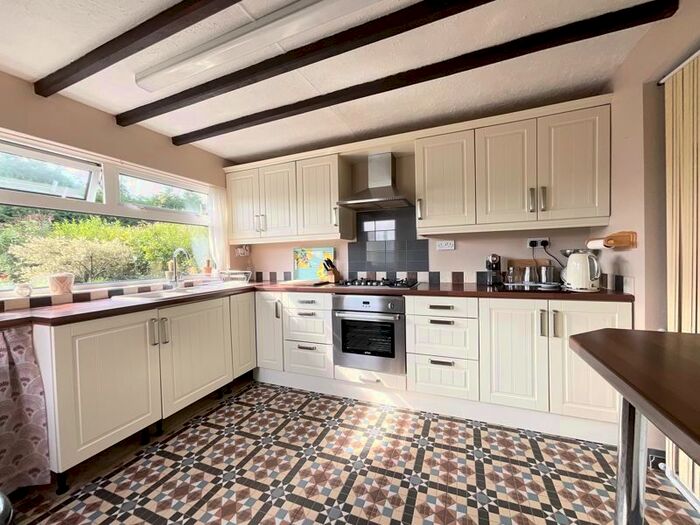 2 Bedroom Bungalow For Sale In Fraser Close, Stone, ST15