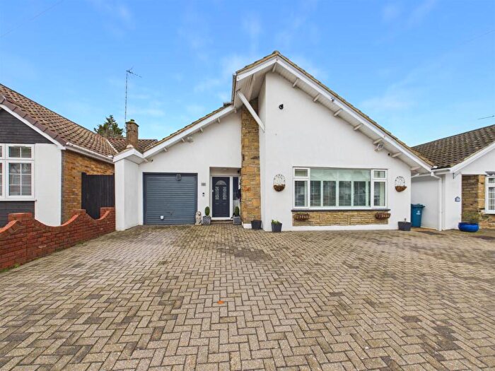 3 Bedroom Detached Bungalow For Sale In Richmond Gardens, Harrow, HA3