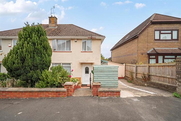 3 Bedroom House For Sale In Kinsale Road, Bristol, BS14