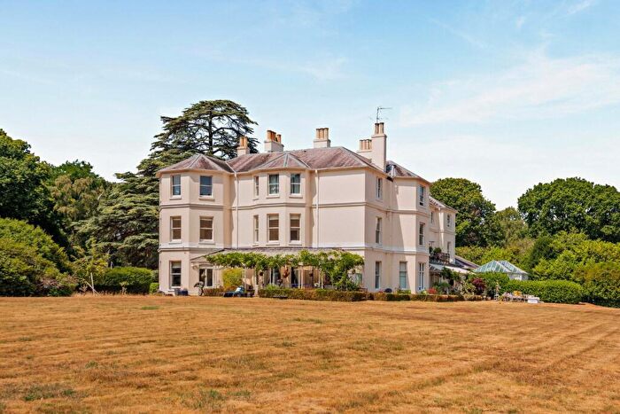 2 Bedroom Flat For Sale In Prince Albert Drive, Ascot, Berkshire, SL5