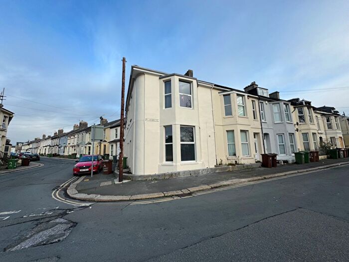 2 Bedroom Flat To Rent In Oxford Street, Plymouth, PL1