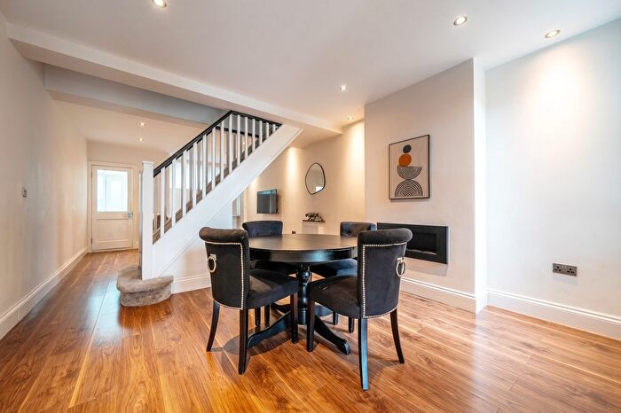 2 Bedroom Terraced House For Sale In Old Fold Lane, Hadley Highstone, EN5