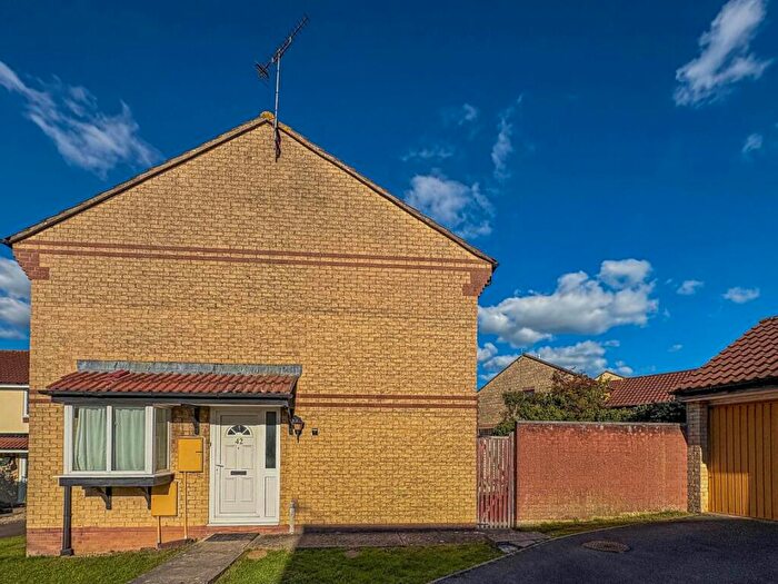 3 Bedroom House To Rent In The Valls, Bradley Stoke, BS32