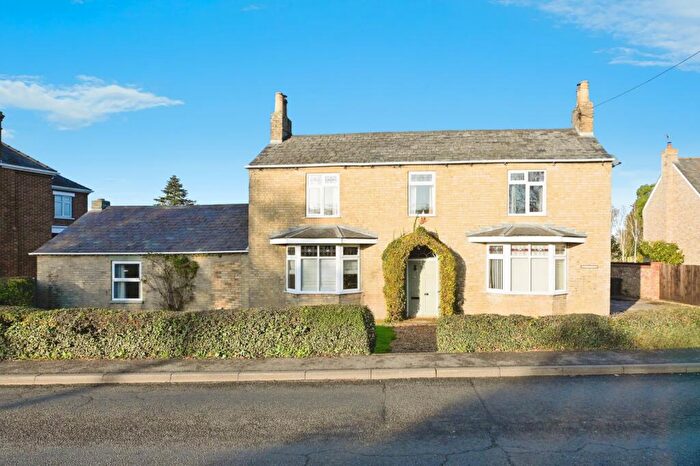 4 Bedroom Detached House For Sale In Downham Road, Outwell, Wisbech, Norfolk, PE14