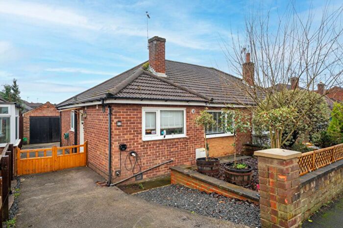 2 Bedroom Bungalow For Sale In Crossways Crescent, Harrogate, HG2