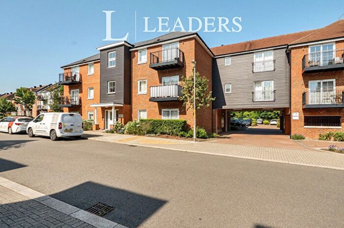 1 Bedroom Flat For Sale In Campion Square, Dunton Green, Sevenoaks, TN14