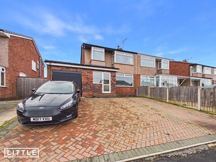 3 Bedroom Semi Detached House For Sale In Ellon Avenue, Rainhill, L35