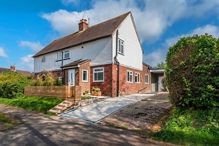 4 Bedroom Semi Detached House For Sale In Sandhurst Avenue, Pembury, TN2