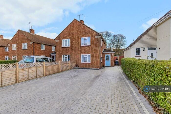 2 Bedroom Semi-Detached House To Rent In Falcon Avenue, Reading, RG2