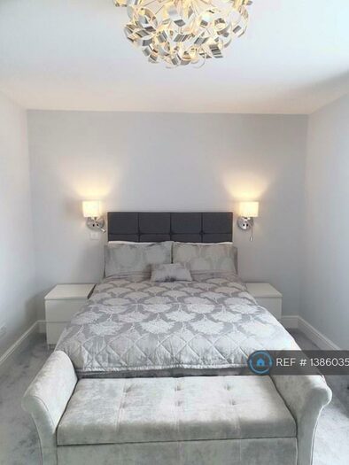 2 Bedroom Flat To Rent In Penthouse Bristol City Centre, Bristol, BS5