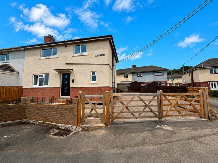 3 Bedroom Semi-Detached House For Sale In Castle View, Prudhoe, NE42