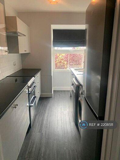 1 Bedroom Flat To Rent In Mayflower Way, Ongar, CM5