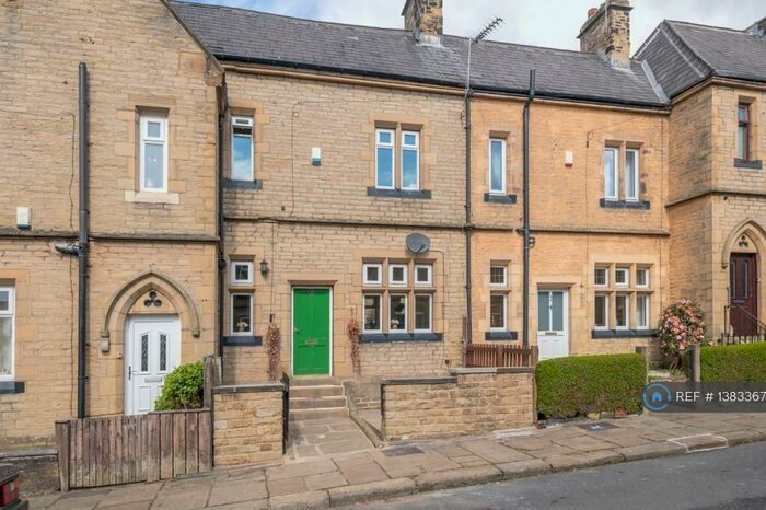 2 Bedroom Terraced House To Rent In Salisbury Place, Halifax, HX3