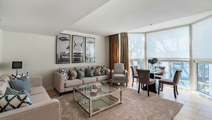 2 Bedroom Flat To Rent In Young Street, London, W8