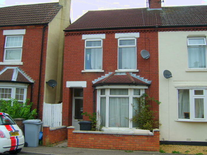2 Bedroom Terraced House To Rent In Nichols Street, Desborough, NN14