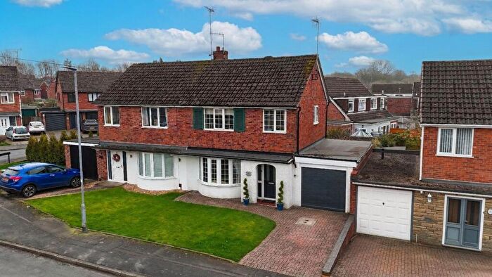 3 Bedroom Semi Detached House For Sale In Earlsbrook Drive, Stoke-On-Trent, ST4