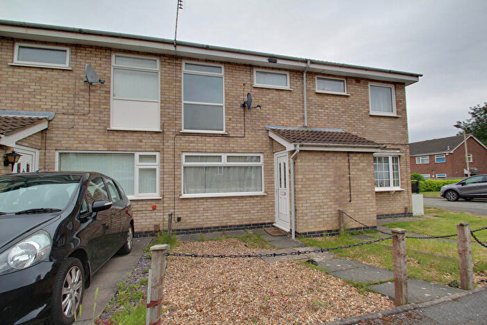 2 Bedroom Town House To Rent In Corbet Close, Leicester, LE4
