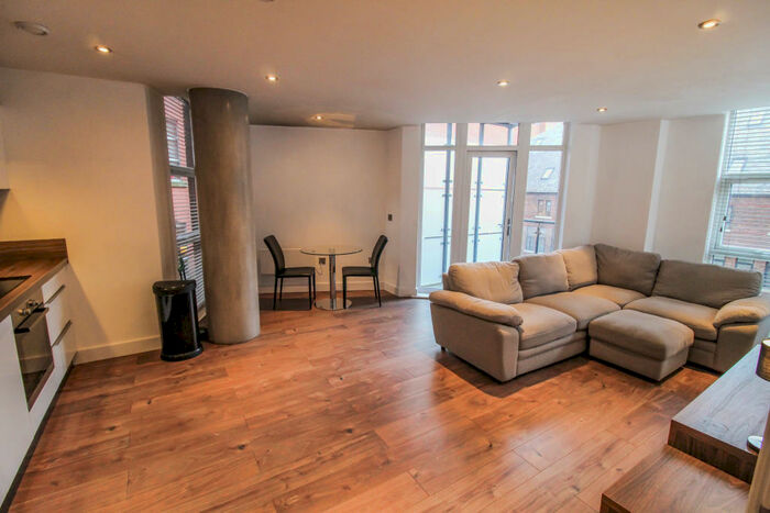 1 Bedroom Flat To Rent In Kennedy Building, M4