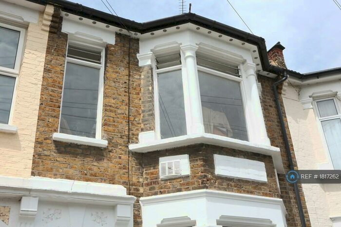 1 Bedroom Flat To Rent In Claude Road, London, E10