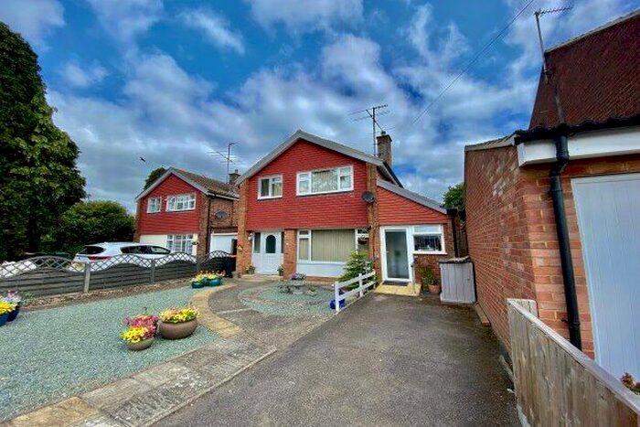 1 Bedroom Flat To Rent In Brookfield Road, Bedford, MK41