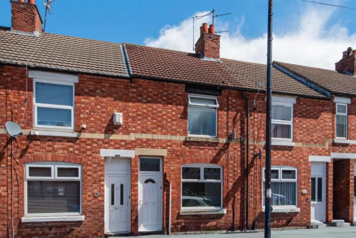 2 Bedroom Terraced House For Sale In Edinburgh Road, Kettering, NN16
