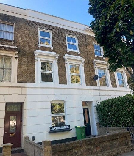 6 Bedroom Terraced House To Rent In Hornsey Road, Islington, Holloway, North London, N7
