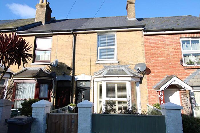 2 Bedroom House For Sale In Fellows Road, Cowes, PO31