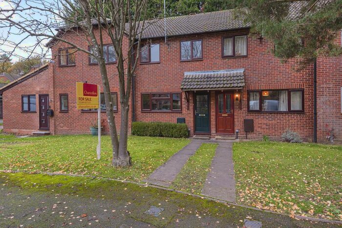 2 Bedroom Terraced House To Rent In Ascot, Berkshire, SL5