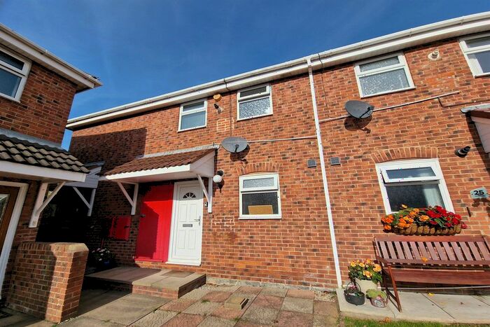 2 Bedroom Flat To Rent In Egerton Close, Norton, Stockton-On-Tees, TS20