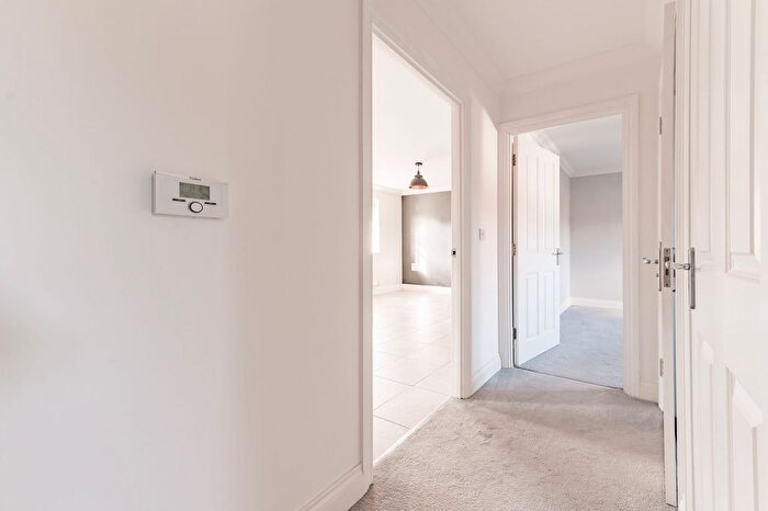 1 Bedroom Flat For Sale In Minnow Way, Mulbarton, Norwich, NR14
