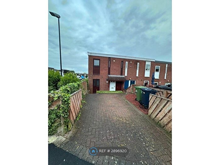 3 Bedroom End Of Terrace House To Rent In Cleeves Court, Washington, Glebe, NE38