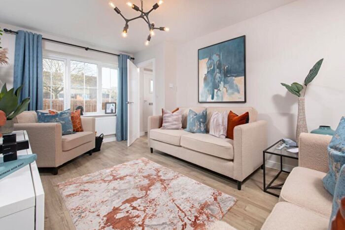 3 Bedroom Semi-Detached House For Sale In Langmead Place, Angmering, Littlehampton, BN16