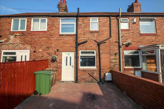 2 Bedroom Terraced House To Rent In Queens Gardens, Annitsford, Annitsford, NE23