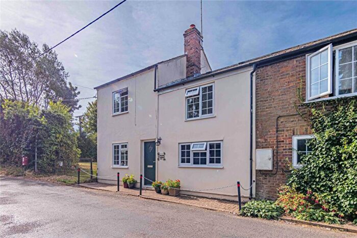 3 Bedroom End Of Terrace House For Sale In Studham Lane, Dagnall, Hertfordshire, HP4