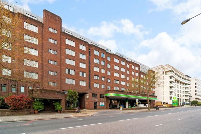 3 Bedroom Apartment To Rent In Cavendish House St Johns Wood, NW8
