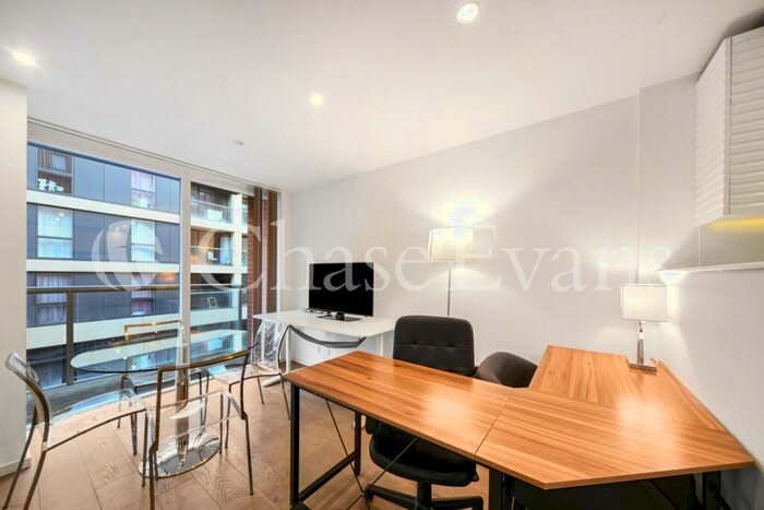 2 Bedroom Flat To Rent In Central Street, Clerkenwell, London, EC1V