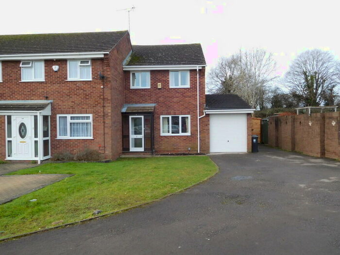 3 Bedroom End Of Terrace House To Rent In Kestrel Close, Patchway, BS34