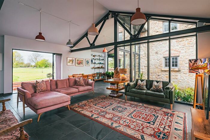 4 Bedroom Detached House For Sale In Norton Mill Lane, Norton, Doncaster, DN6