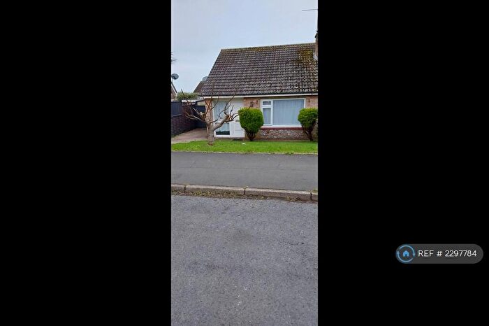 2 Bedroom Bungalow To Rent In Ashley Way, Dawlish, EX7