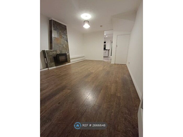 2 Bedroom Terraced House To Rent In Telford Way, Leicester, LE5