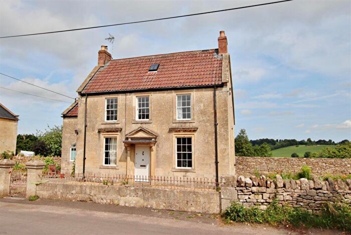 4 Bedroom Detached House For Sale In Upper Westwood, Bradford-On-Avon, BA15